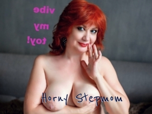 Horny_Stepmom