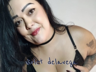 Violet_delavega